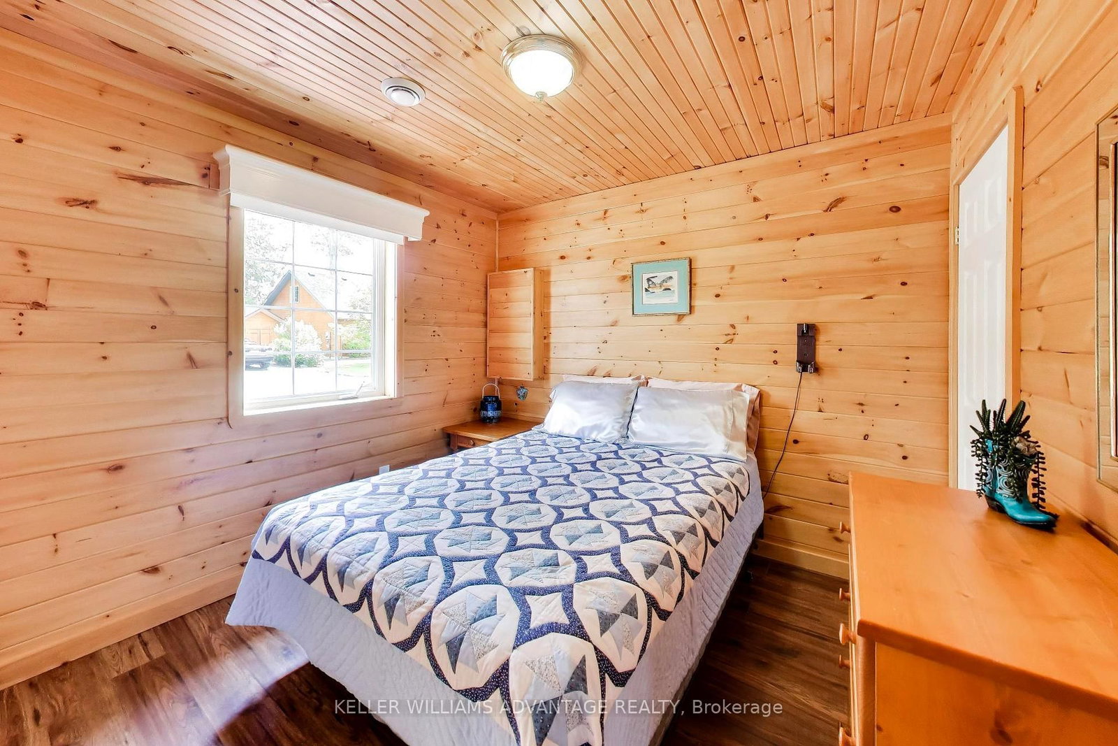 10 Cabin Crescent • Wasaga Beach, ON photo 20