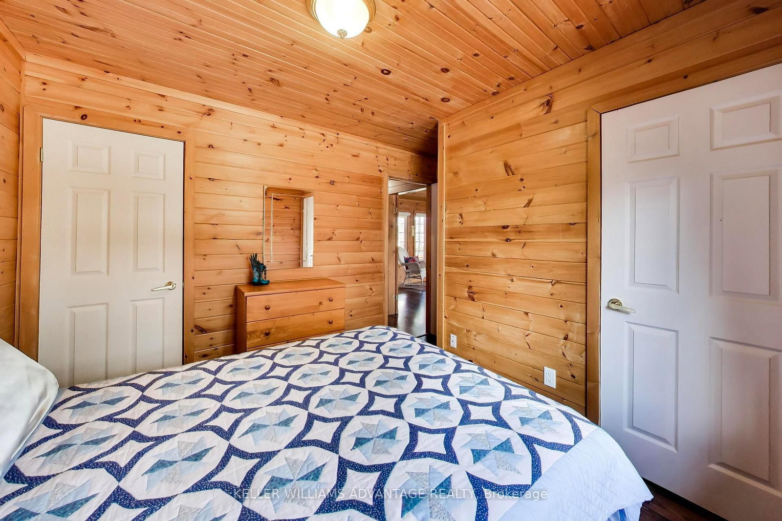 10 Cabin Crescent • Wasaga Beach, ON photo 21