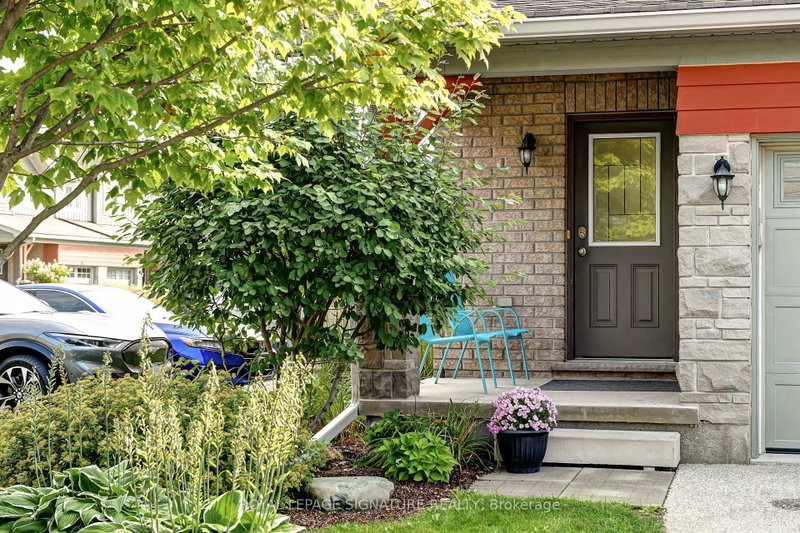 23 Silver Glen Boulevard