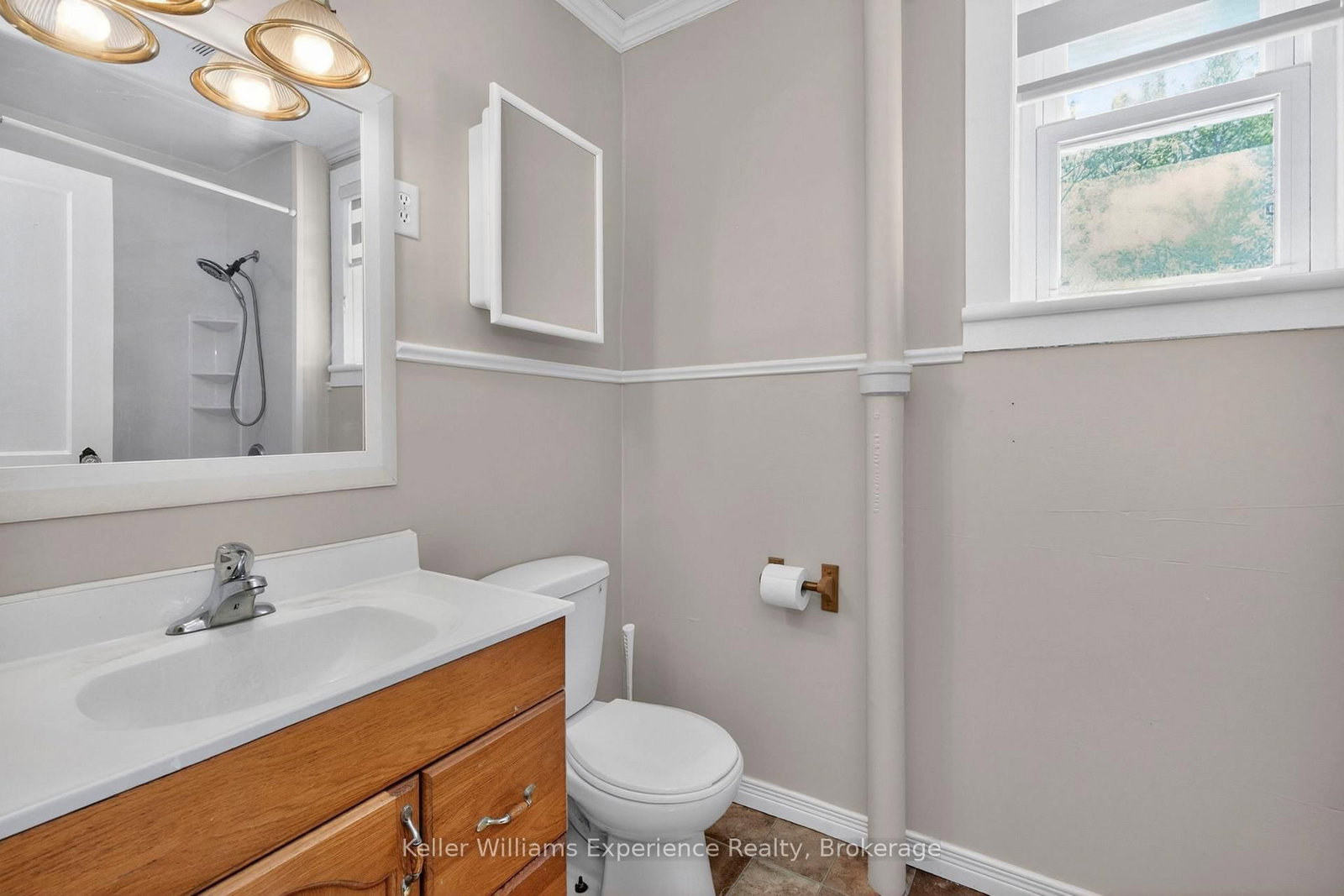 239 Oak Street • Clearview, ON photo 22