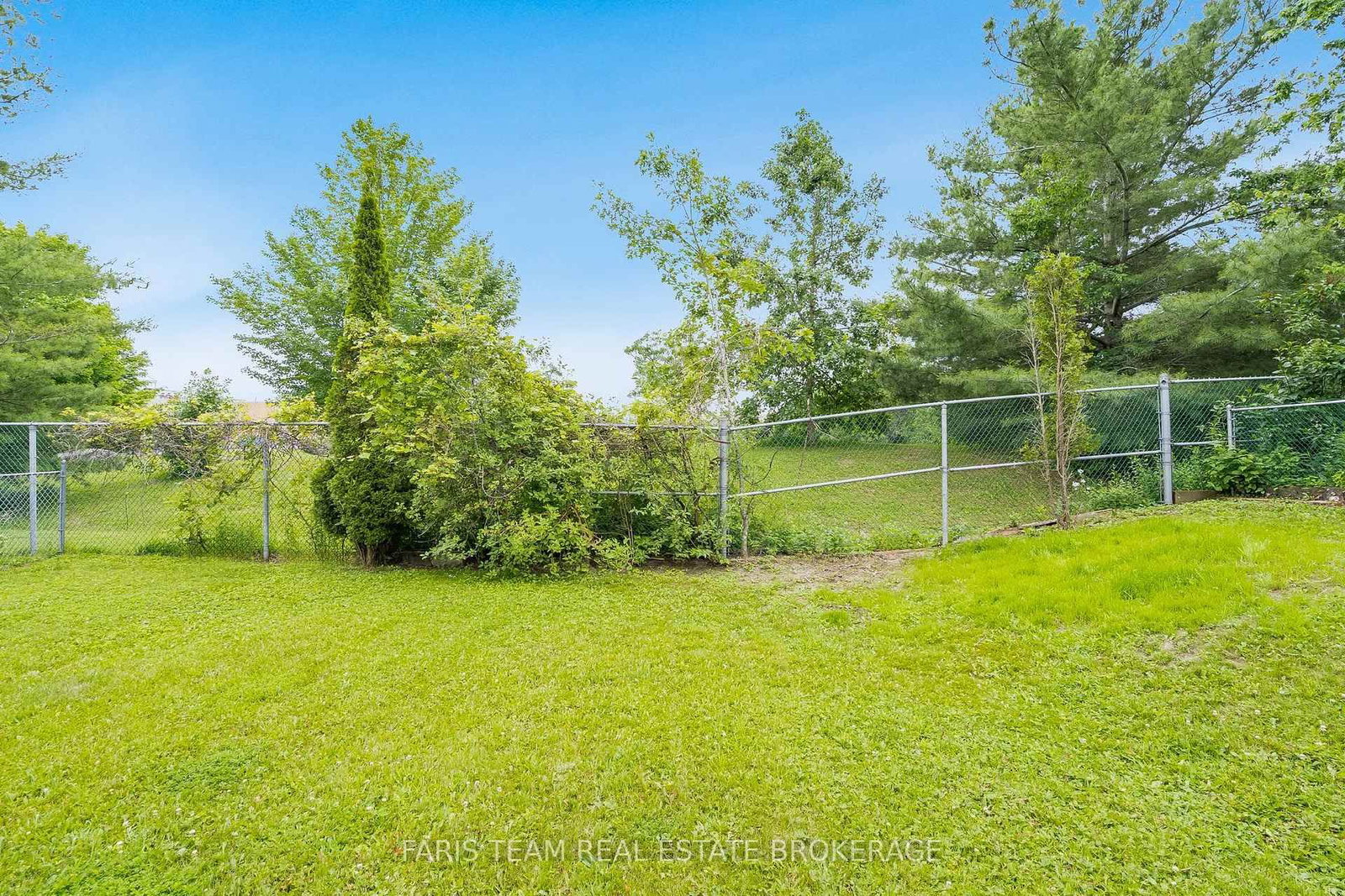 361 Galloway Boulevard • Midland, ON photo 34