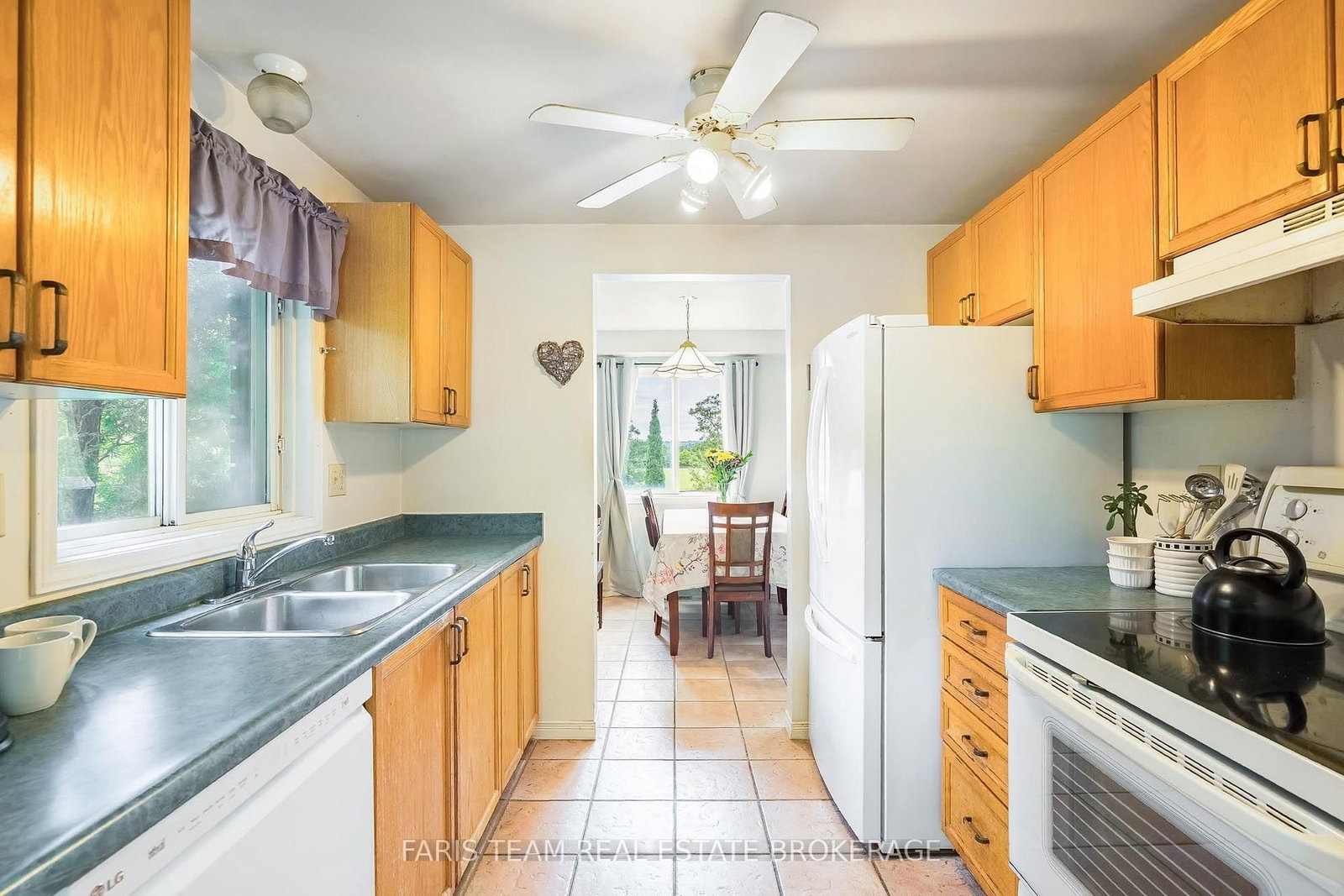 361 Galloway Boulevard • Midland, ON photo 5