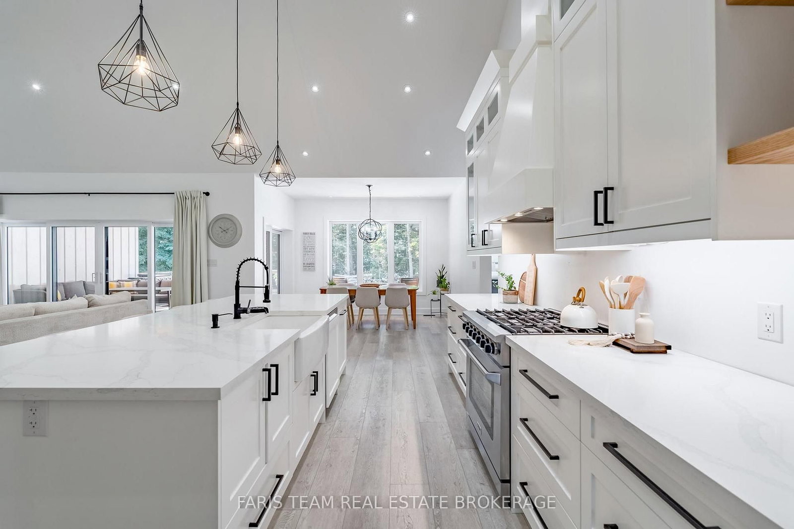 50 Beaufort Crescent • Tiny, ON photo 8