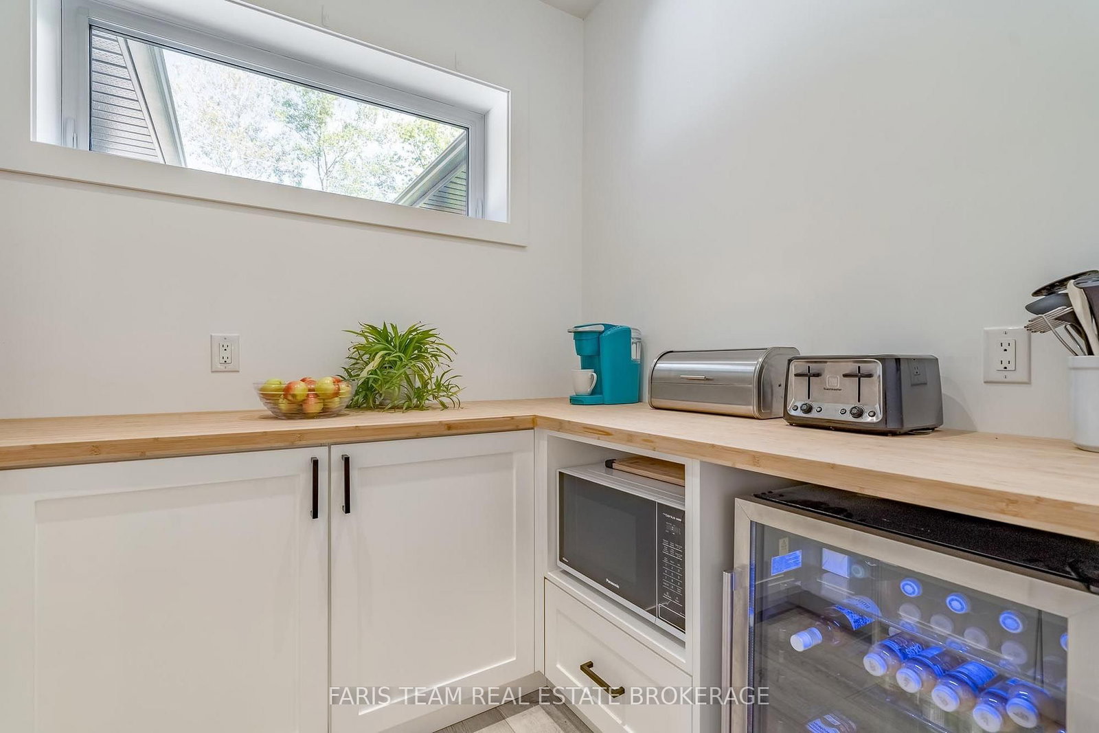 50 Beaufort Crescent • Tiny, ON photo 9