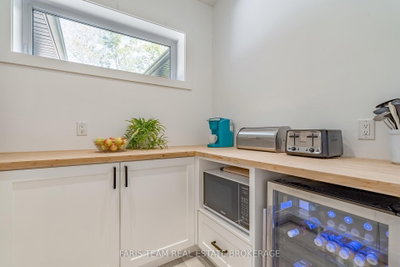 50 Beaufort Crescent • Tiny, ON photo 9