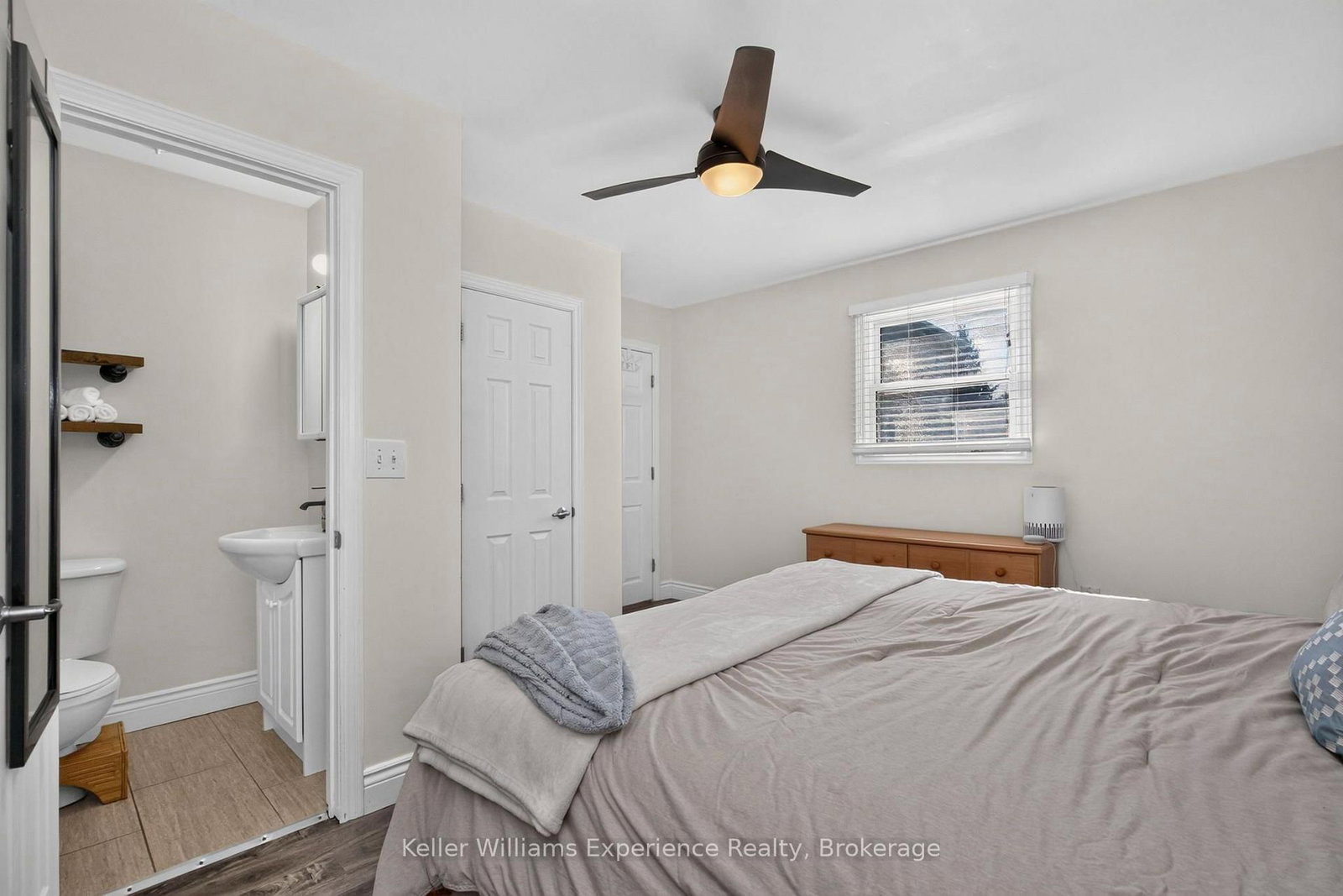128 Ninth Street • Midland, ON photo 14