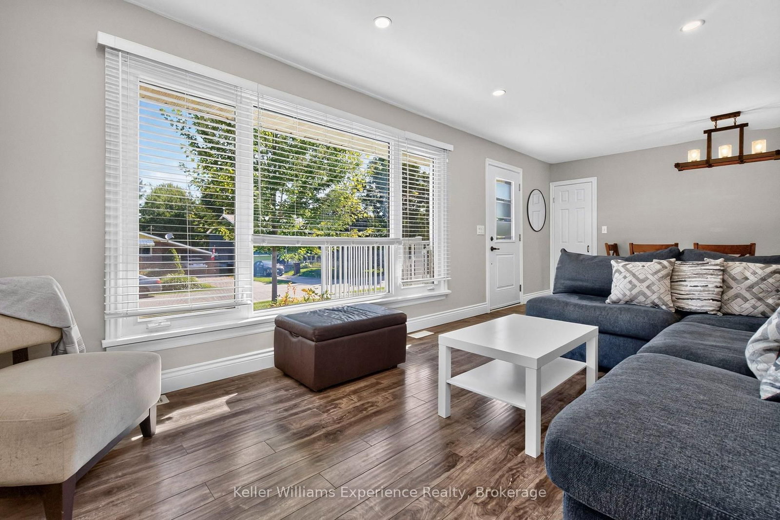 128 Ninth Street • Midland, ON photo 9