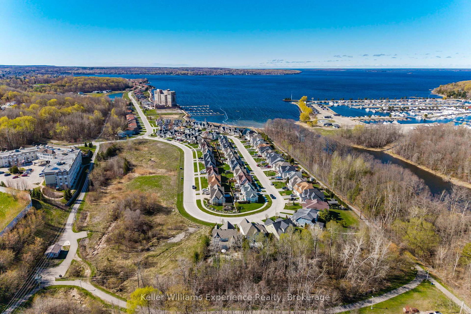 68 Riverwalk Place • Midland, ON photo 35