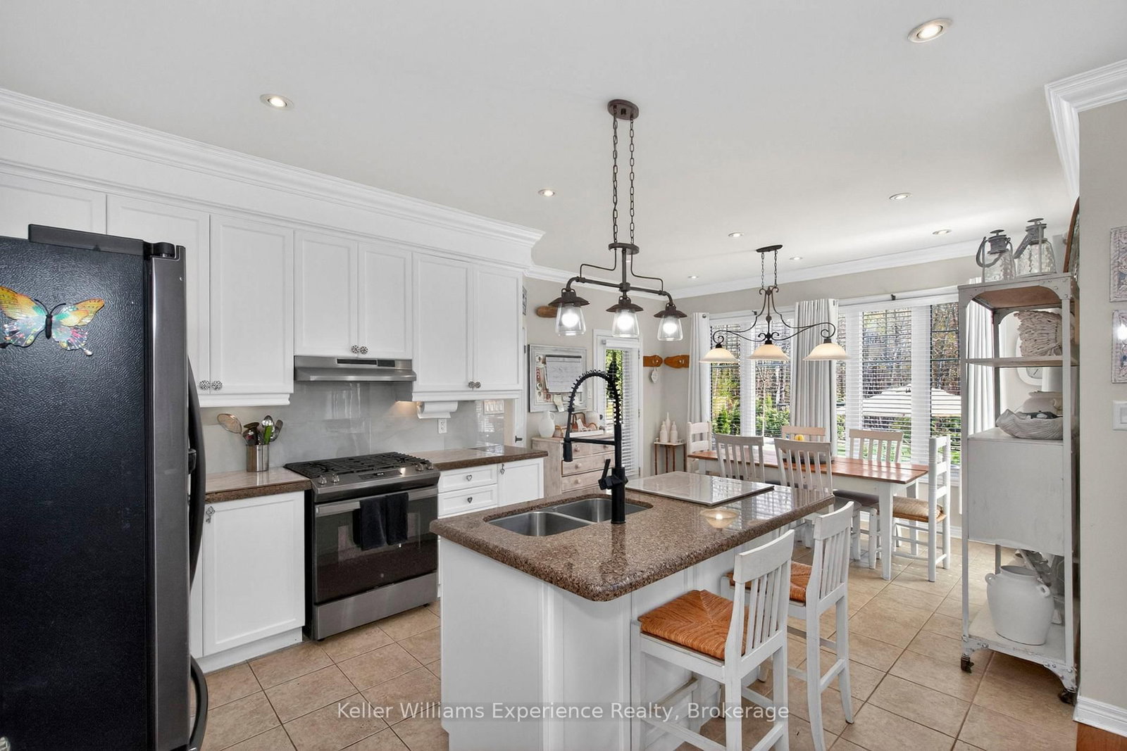 68 Riverwalk Place • Midland, ON photo 6