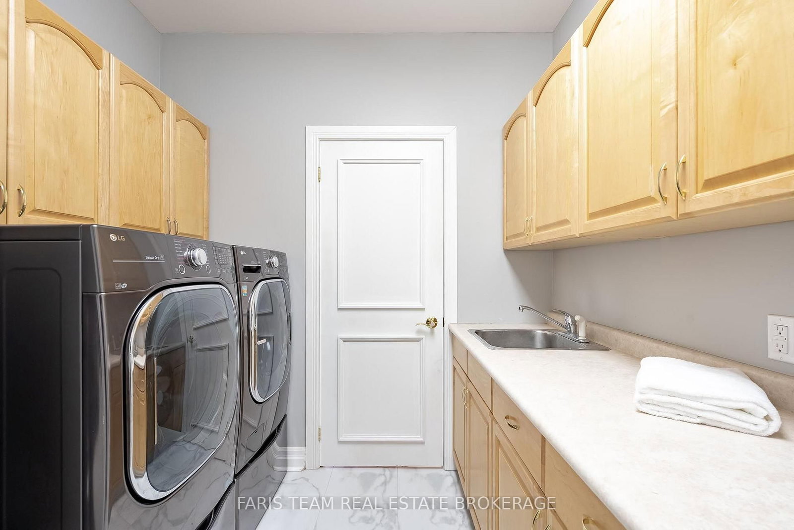 354 Brewery Lane • Orillia, ON photo 23