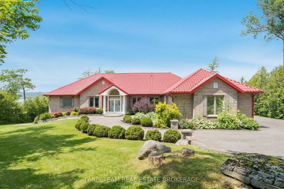 354 Brewery Lane • Orillia, ON photo 4