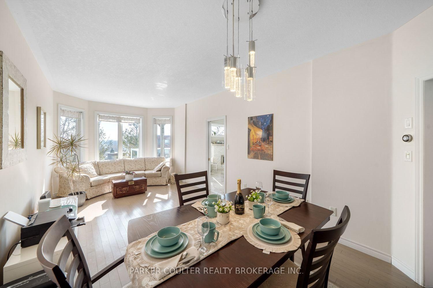 23 Sovereign's Gate • Barrie, ON photo 11