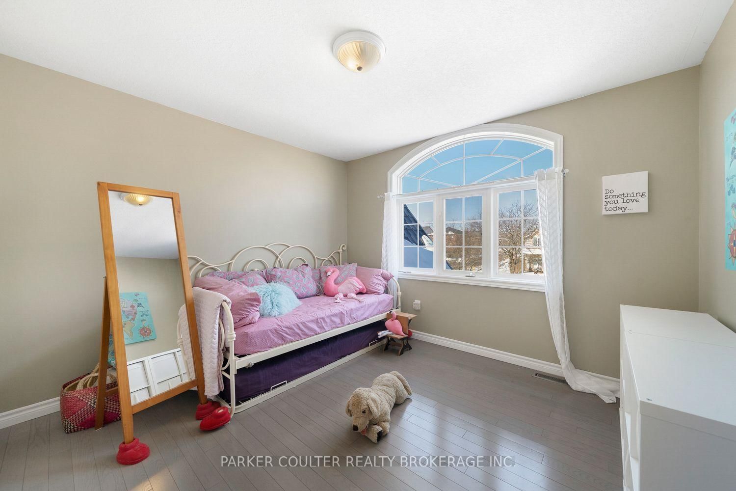 23 Sovereign's Gate • Barrie, ON photo 15