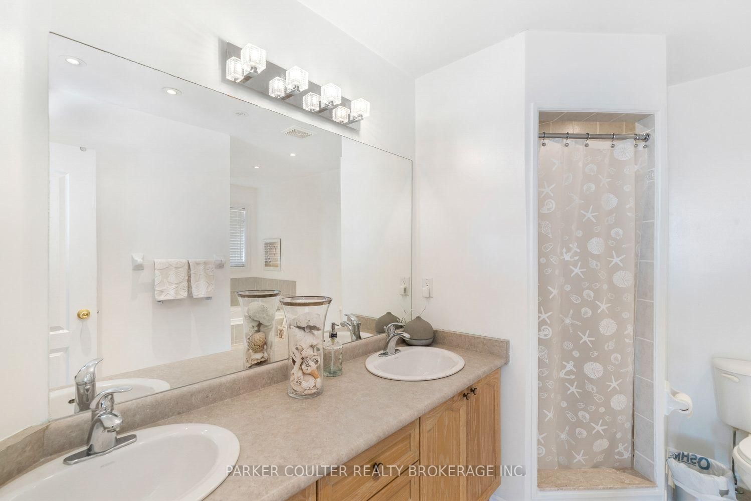 23 Sovereign's Gate • Barrie, ON photo 26
