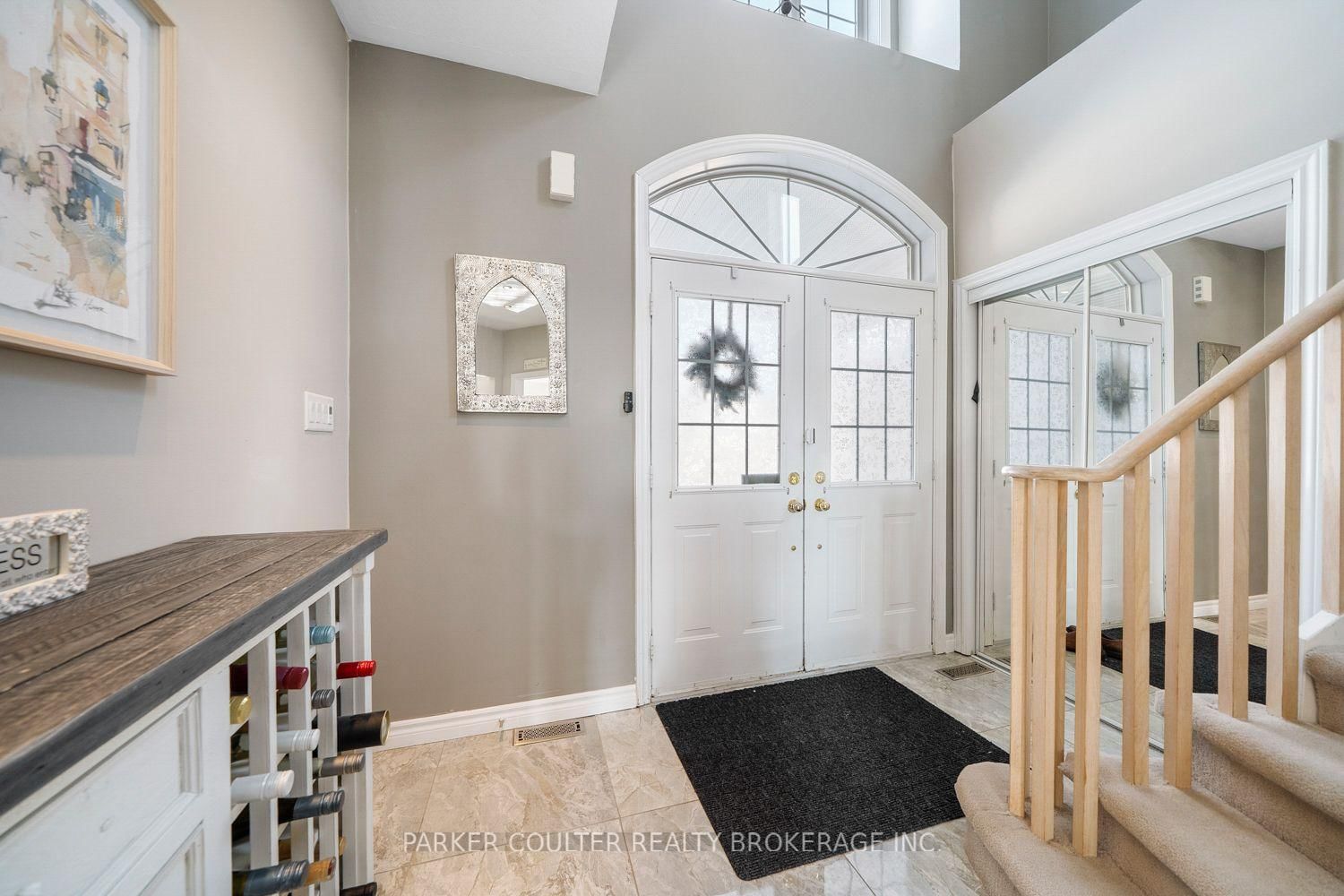 23 Sovereign's Gate • Barrie, ON photo 6