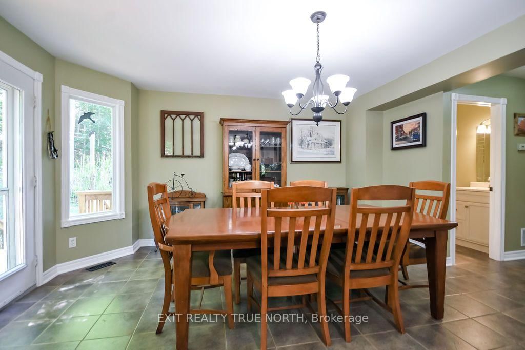 3889 Baseline Road • Springwater, ON photo 13