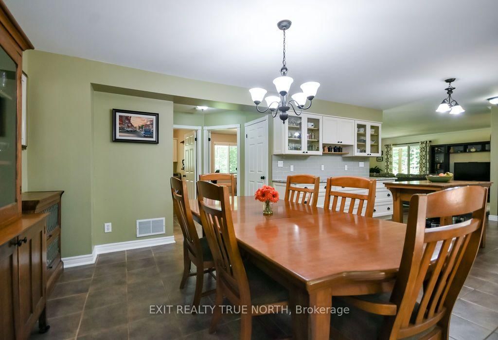 3889 Baseline Road • Springwater, ON photo 17