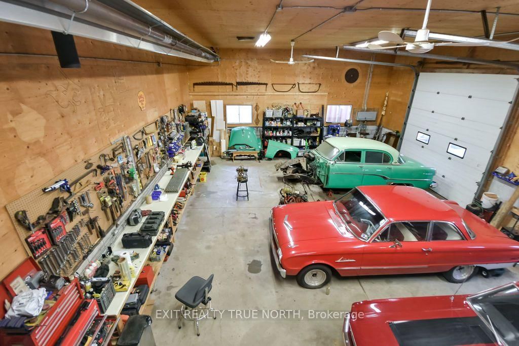 3889 Baseline Road • Springwater, ON photo 37