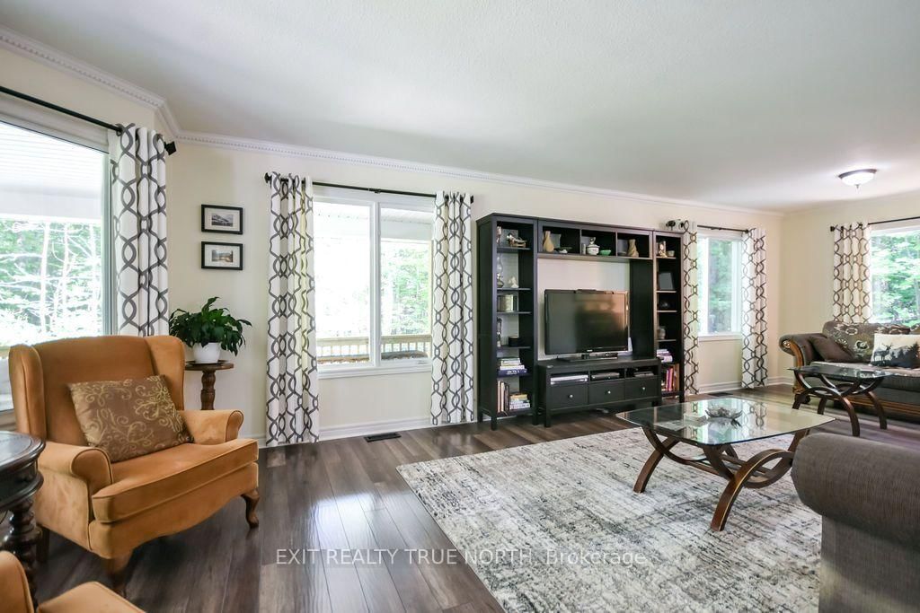 3889 Baseline Road • Springwater, ON photo 8