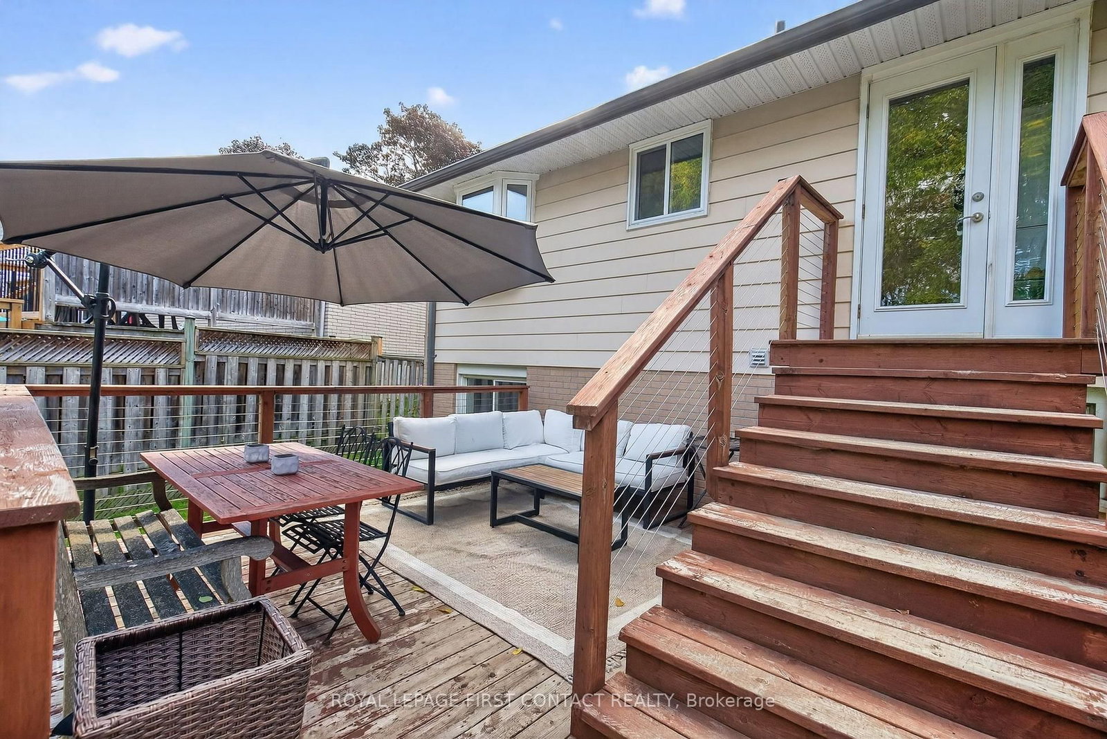 11 MacLaren Avenue • Barrie, ON photo 11