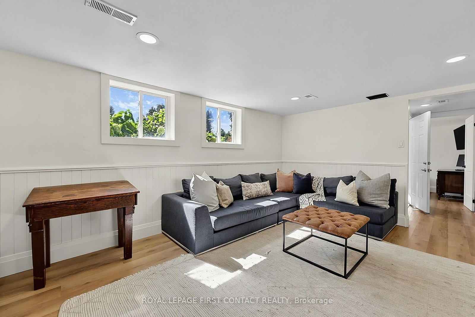 11 MacLaren Avenue • Barrie, ON photo 23