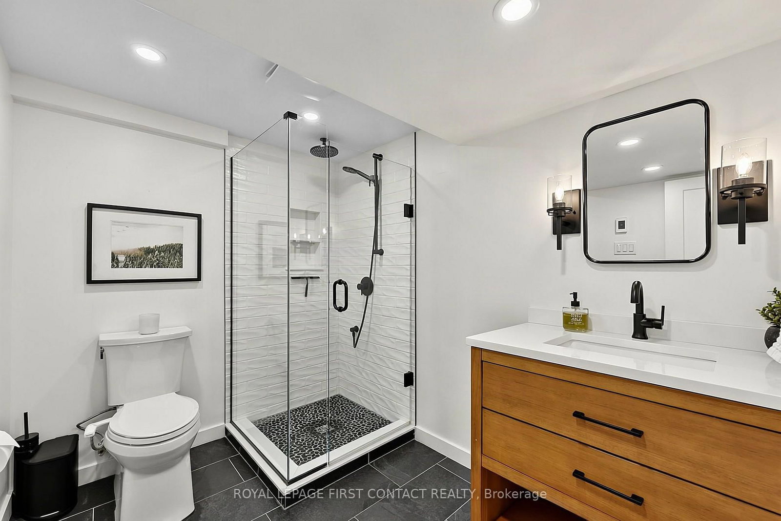 11 MacLaren Avenue • Barrie, ON photo 28