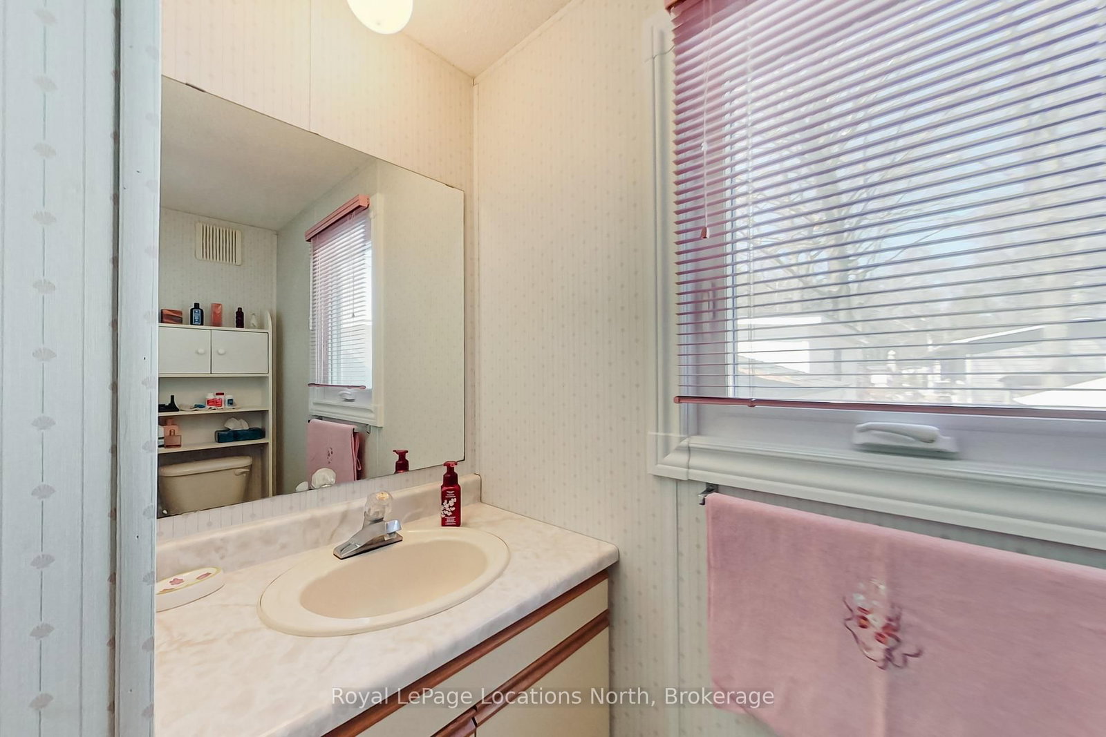 5 Murray Drive • Wasaga Beach, ON photo 22