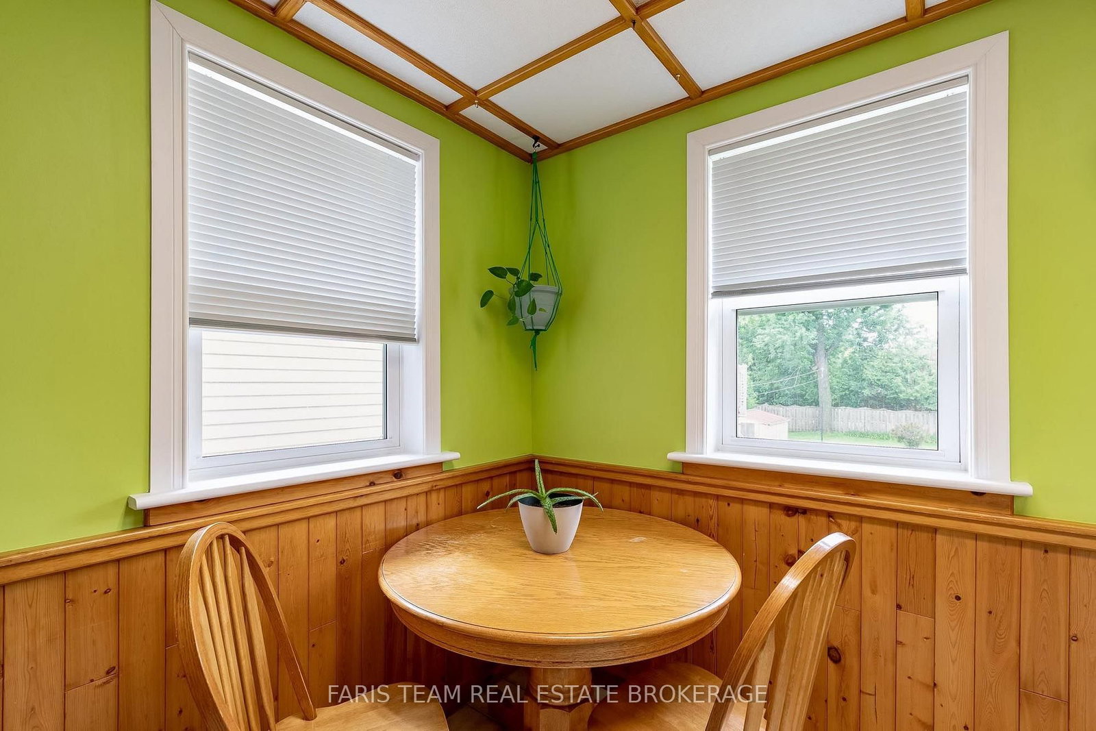 207 Warnica Road • Barrie, ON photo 10