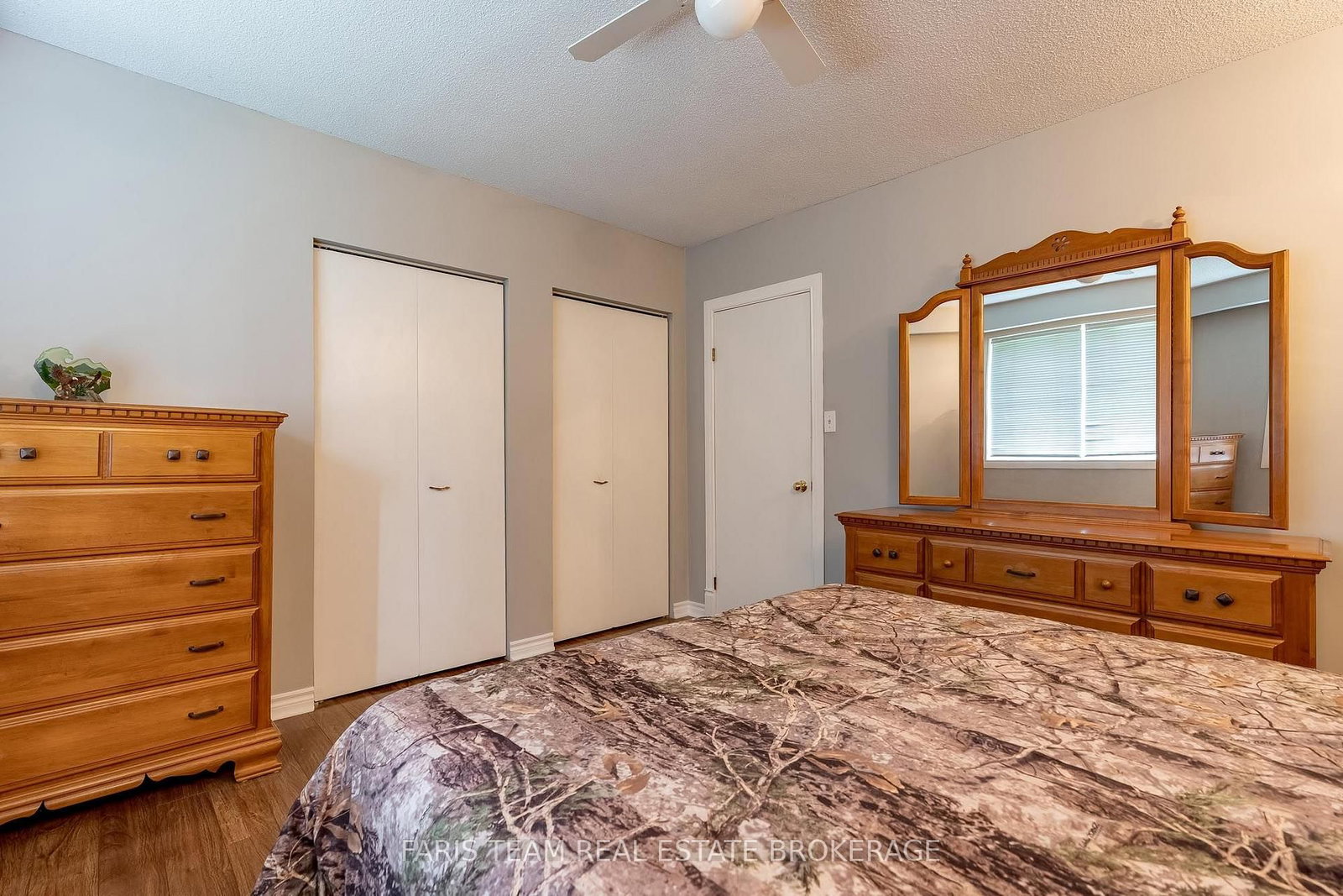 207 Warnica Road • Barrie, ON photo 15