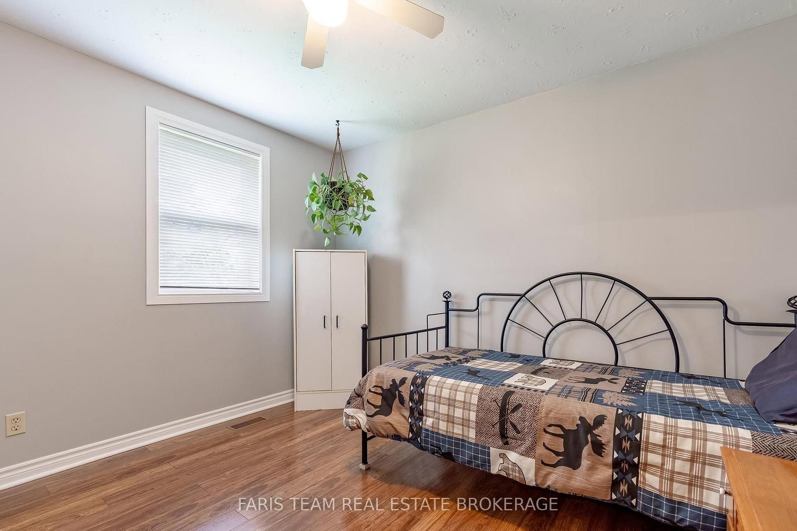 207 Warnica Road • Barrie, ON photo 16