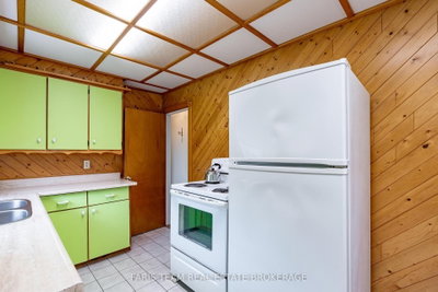 207 Warnica Road • Barrie, ON photo 8