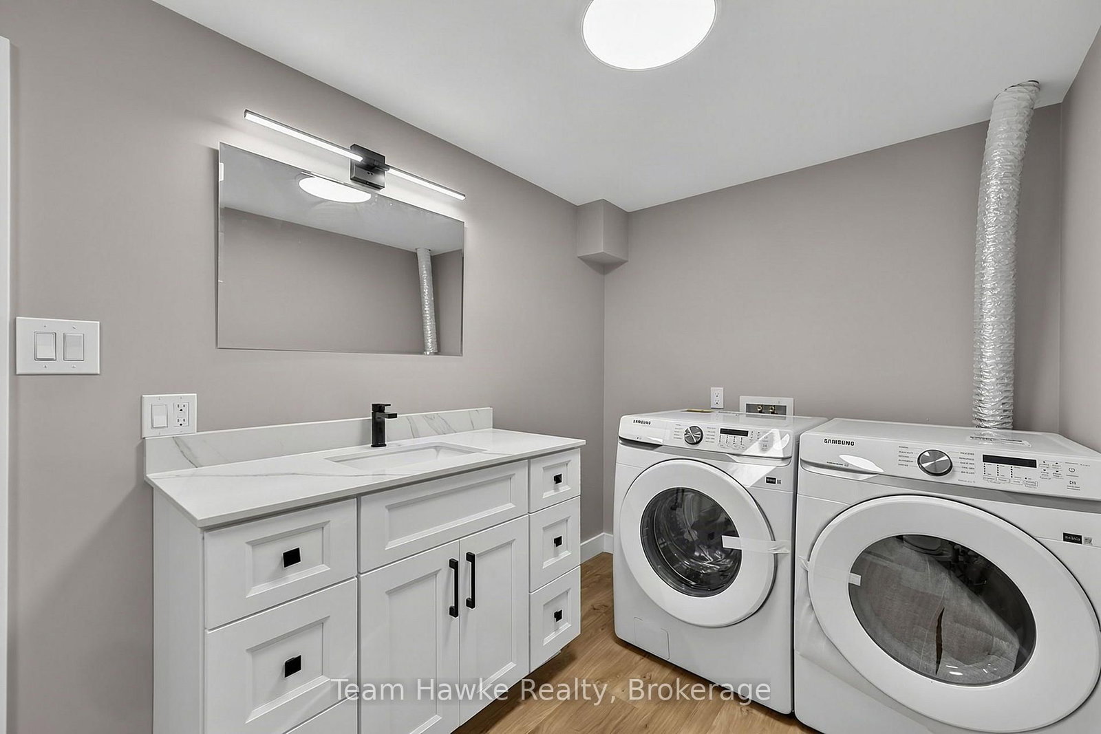 45 Easton Avenue • Tay, ON photo 22