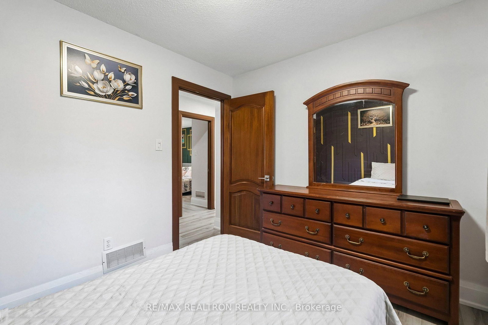 101 Marshall Street • Barrie, ON photo 22