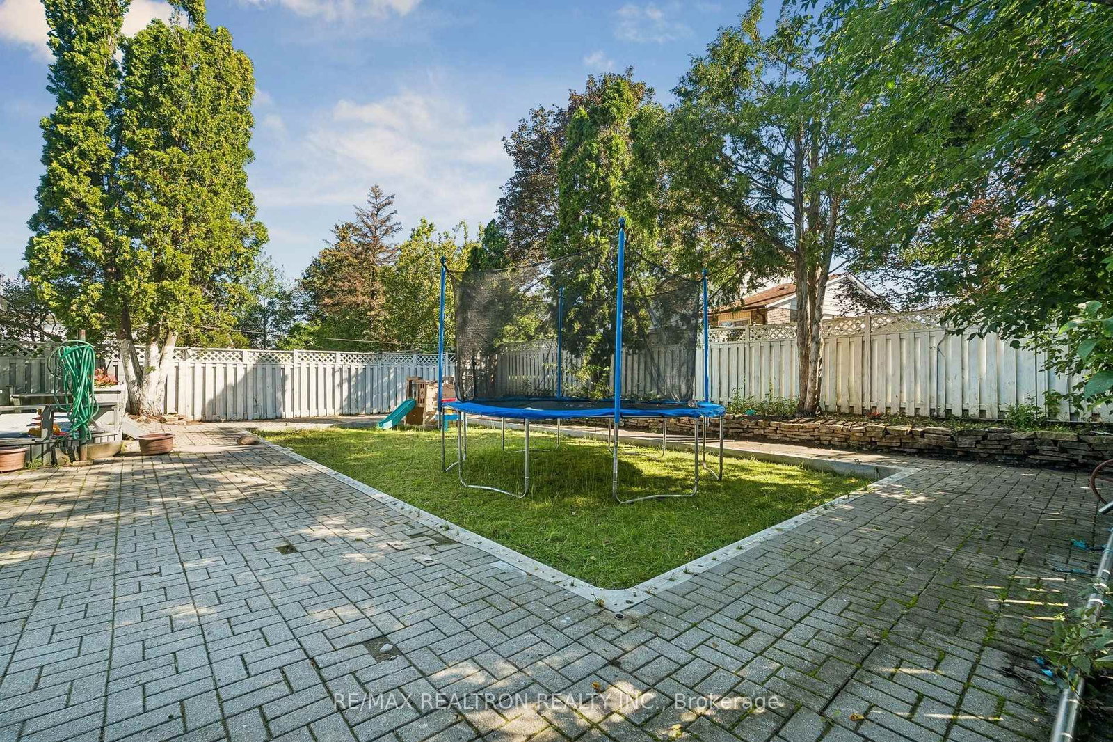 101 Marshall Street • Barrie, ON photo 45