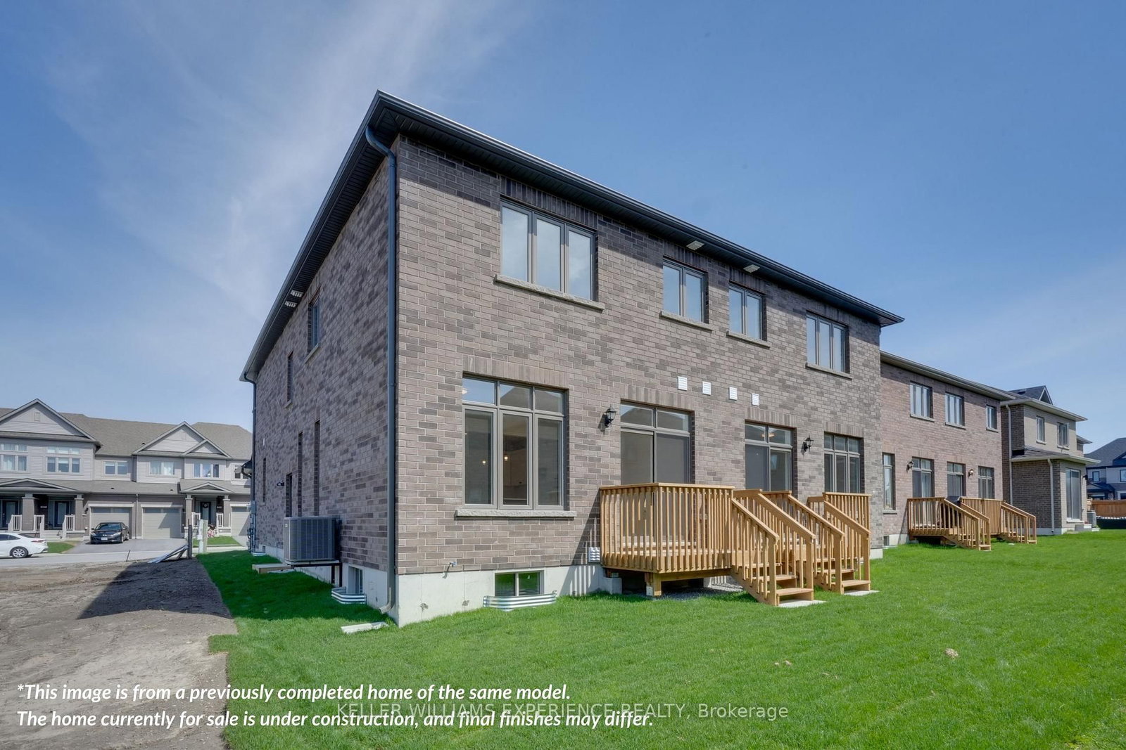 22 Sagewood Avenue • Barrie, ON photo 40