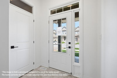 22 Sagewood Avenue • Barrie, ON photo 5