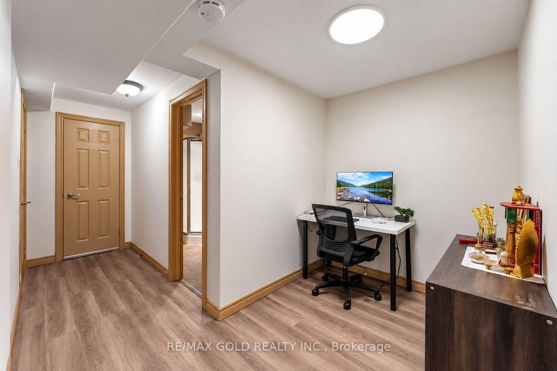 Bsmt - 43 Golden Meadow Road