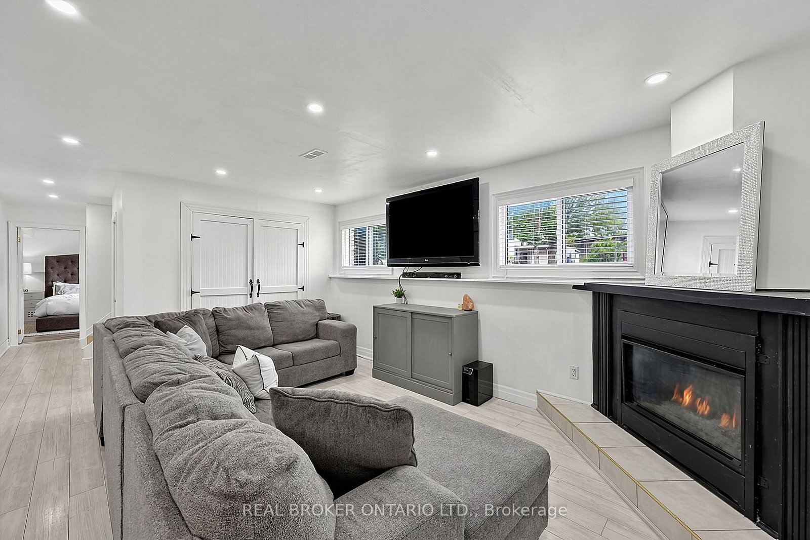 55 Elizabeth Street • Tay, ON photo 19