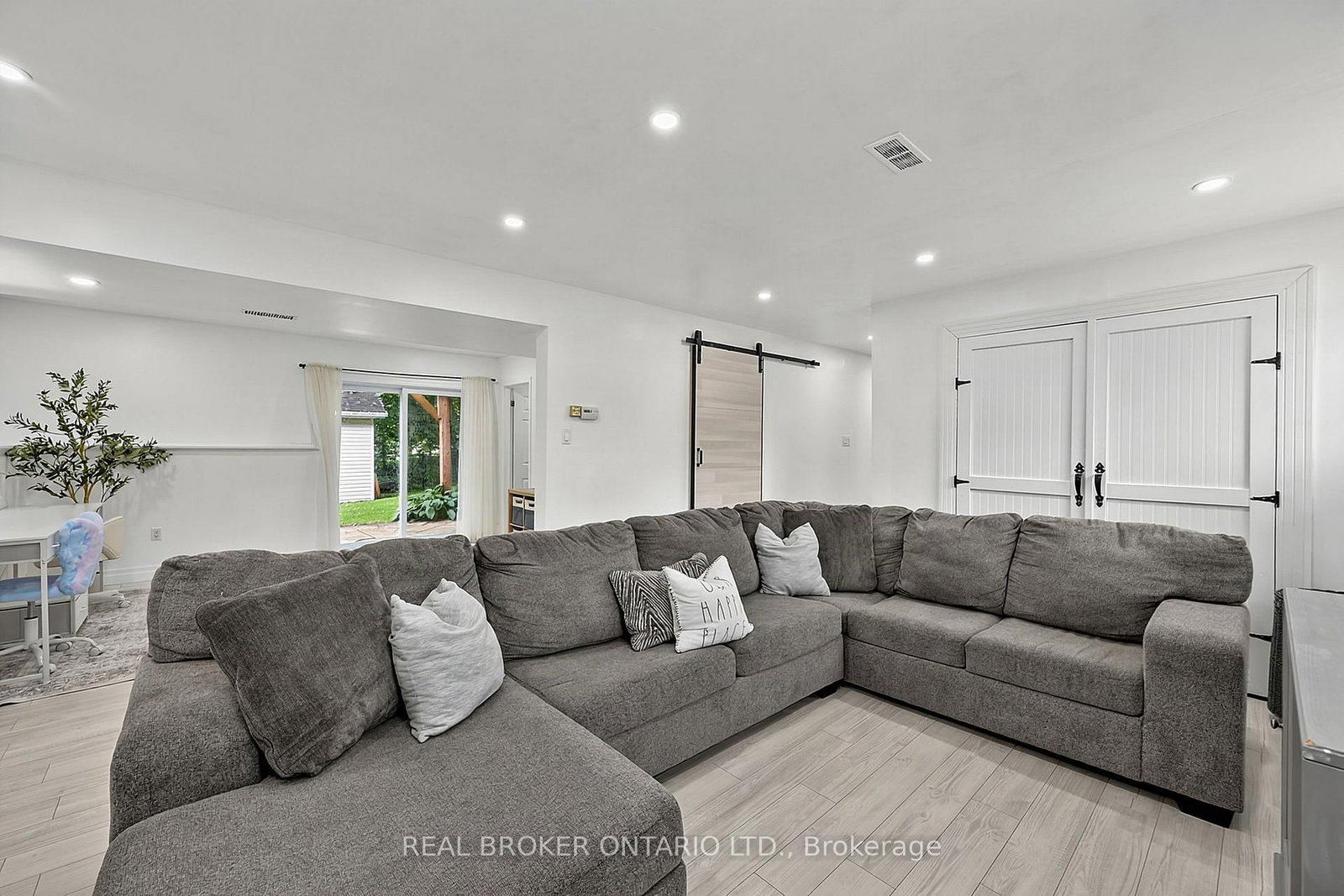 55 Elizabeth Street • Tay, ON photo 20
