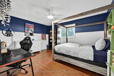 55 Elizabeth Street • Tay, ON photo 9