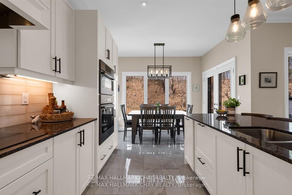 21 Ruby Ridge • Oro-Medonte, ON photo 15