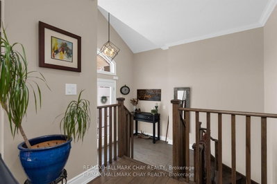 21 Ruby Ridge • Oro-Medonte, ON photo 6
