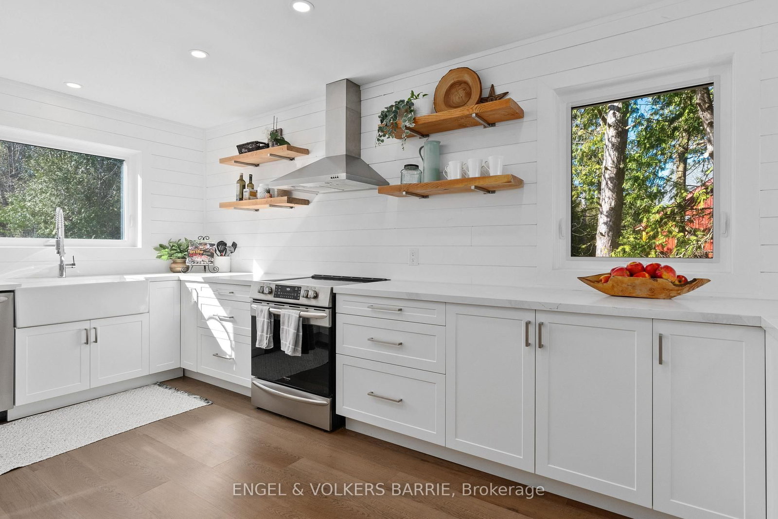 2371 Lakeshore Road E • Oro-Medonte, ON photo 14