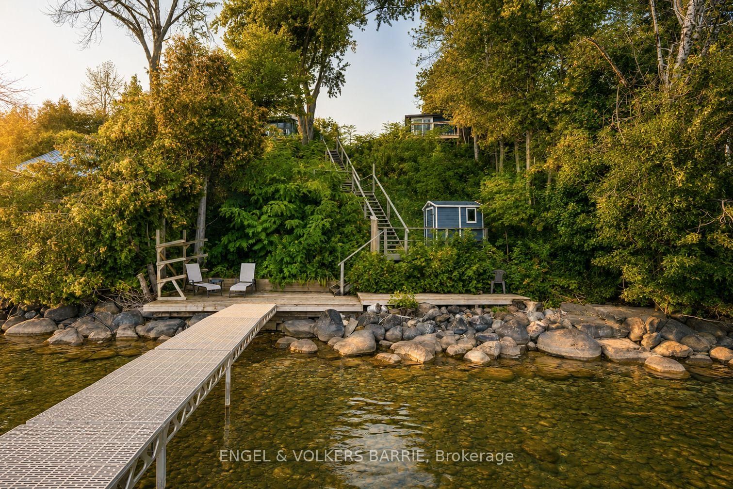 2371 Lakeshore Road E • Oro-Medonte, ON photo 38