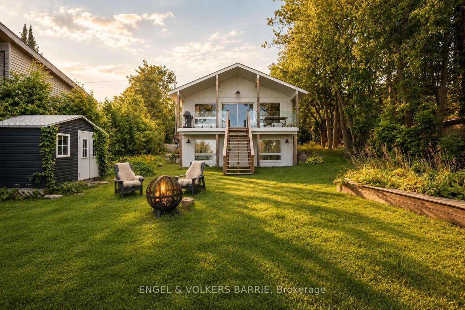 2371 Lakeshore Road E • Oro-Medonte, ON photo 5
