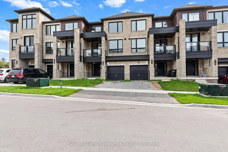 115 Blue Forest Crescent