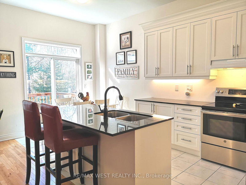 22 Farewell Avenue