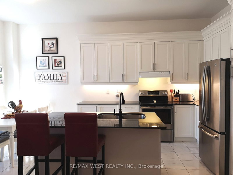 22 Farewell Avenue