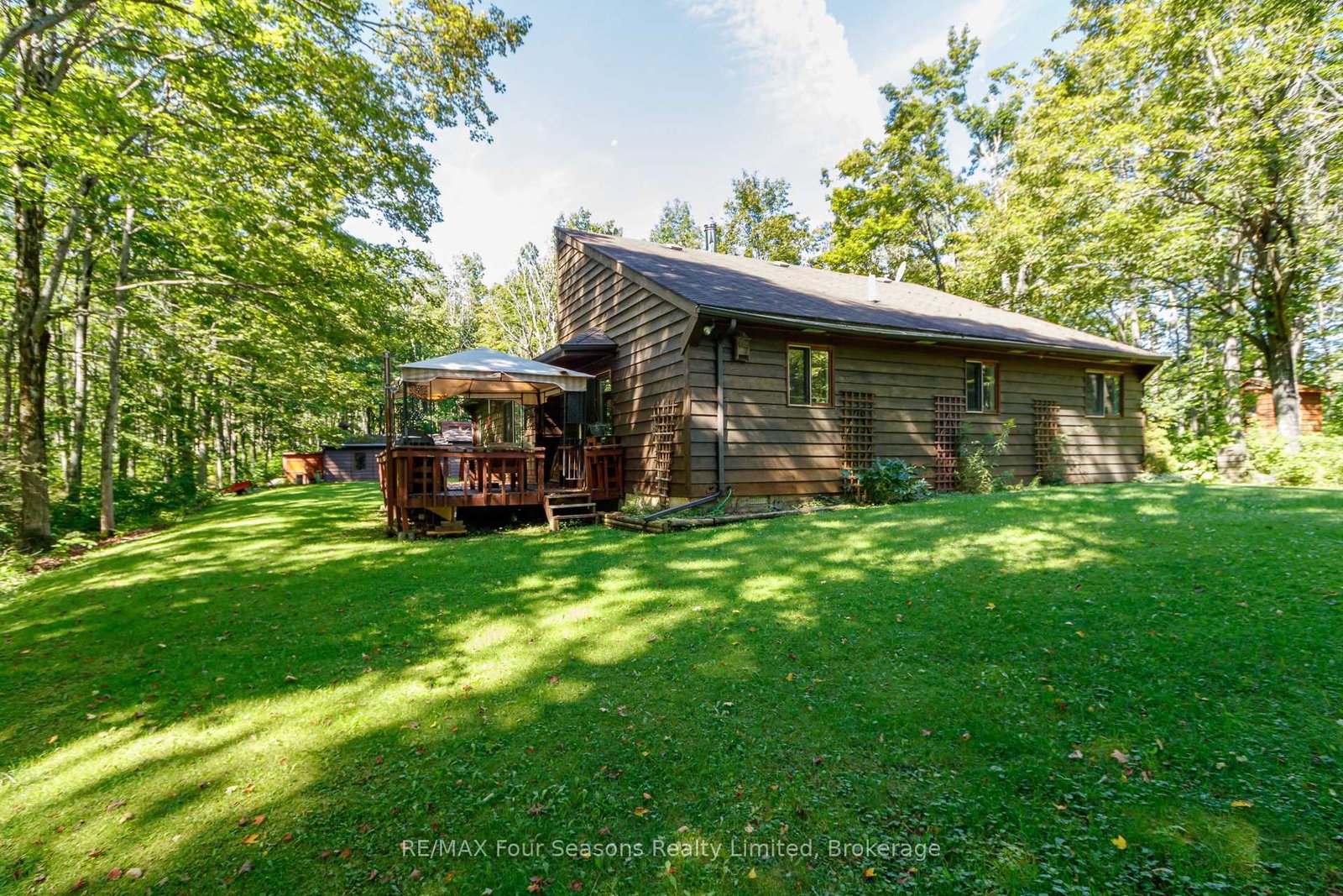 1415 County Rd 124 • Clearview, ON photo 47