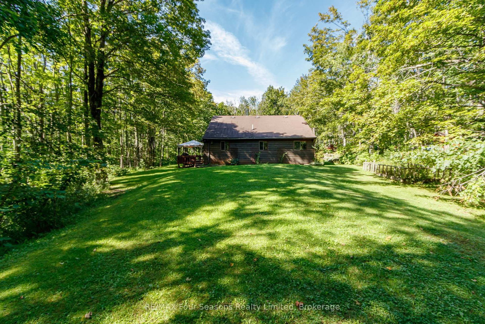 1415 County Rd 124 • Clearview, ON photo 48